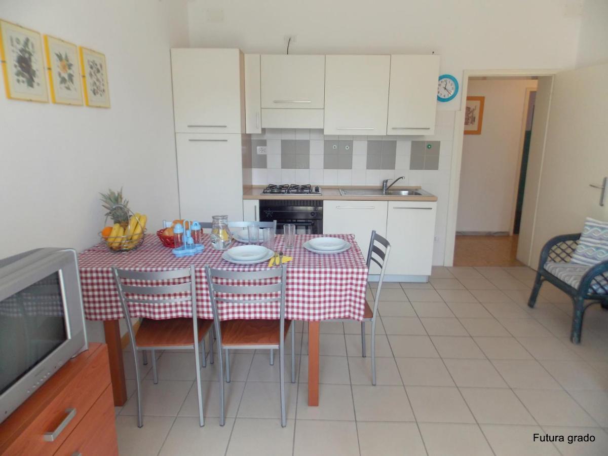 Villa Verdi Apartments Grado Bagian luar foto