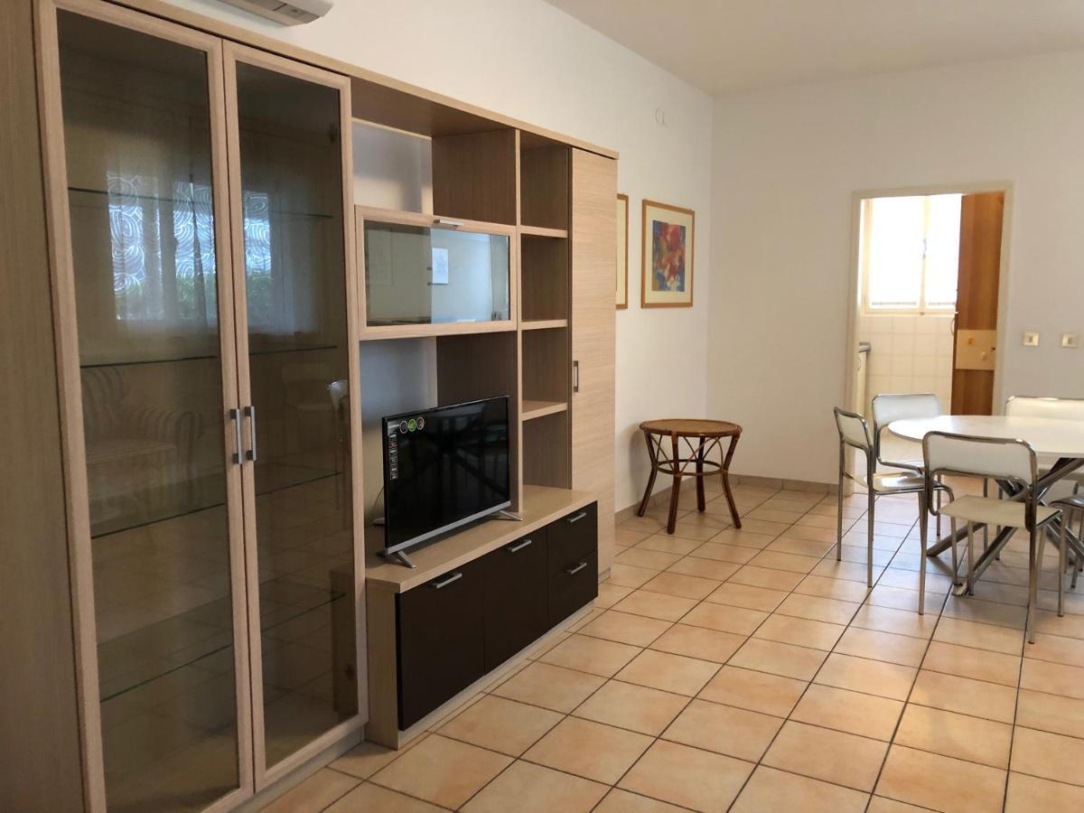 Villa Verdi Apartments Grado Bagian luar foto