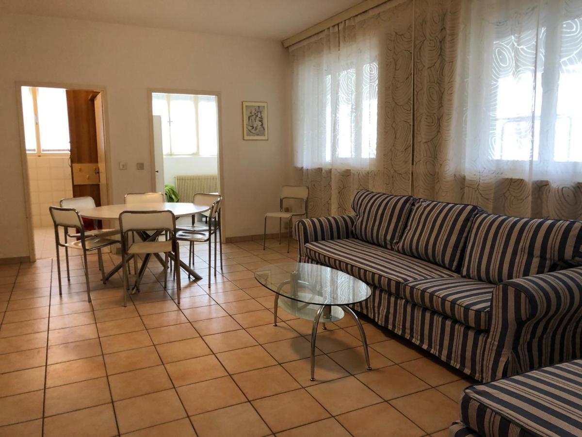 Villa Verdi Apartments Grado Bagian luar foto
