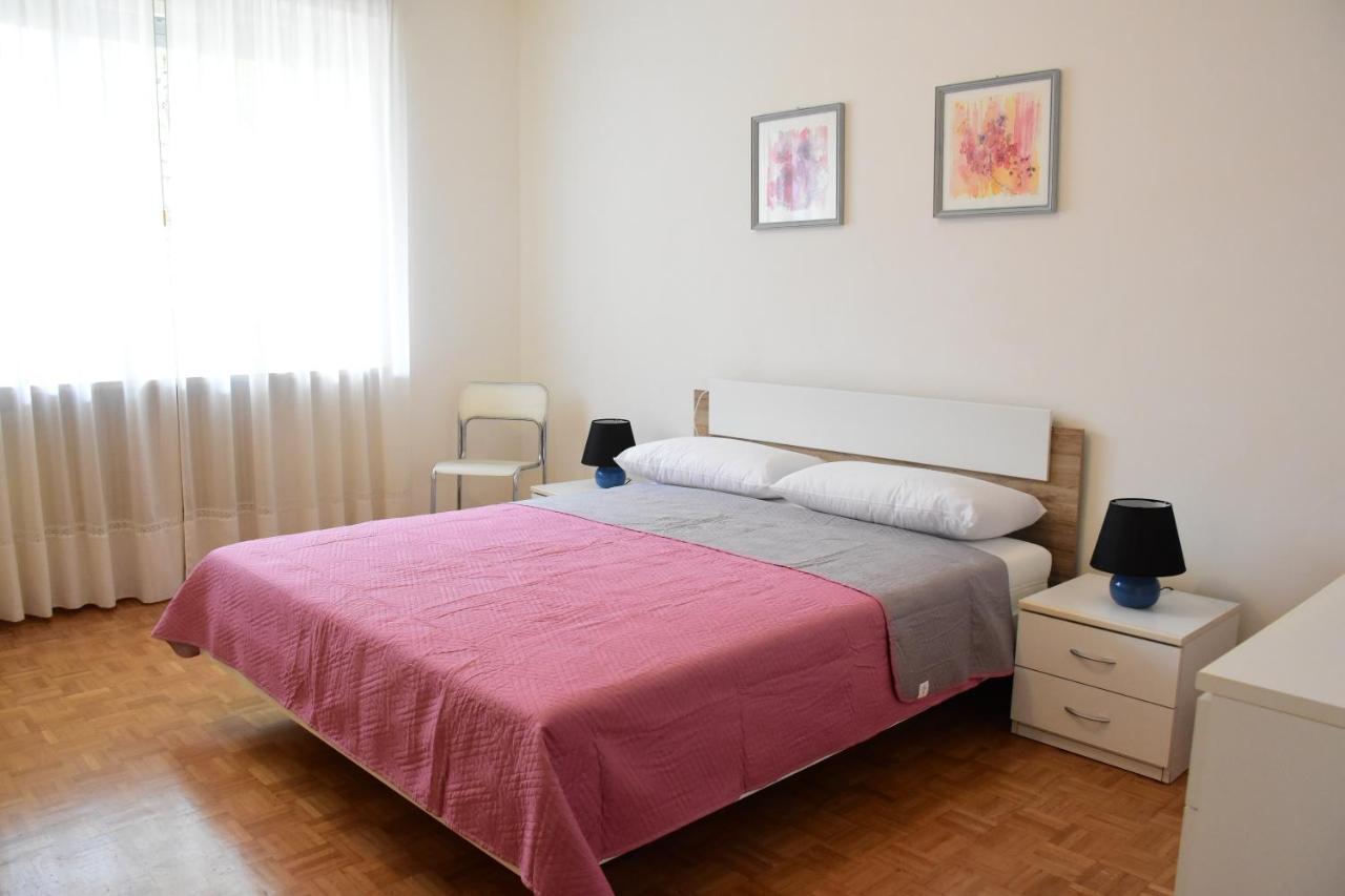Villa Verdi Apartments Grado Bagian luar foto