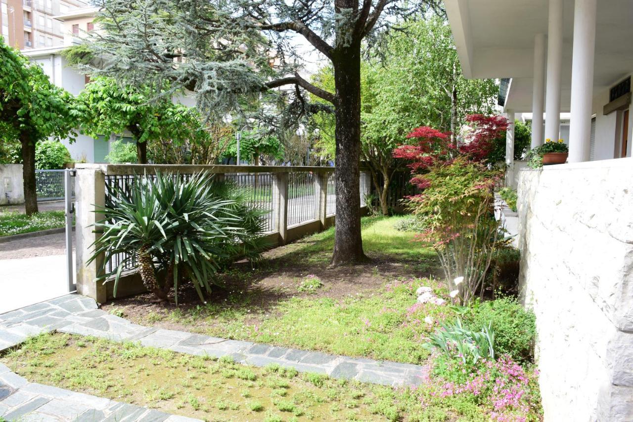 Villa Verdi Apartments Grado Bagian luar foto