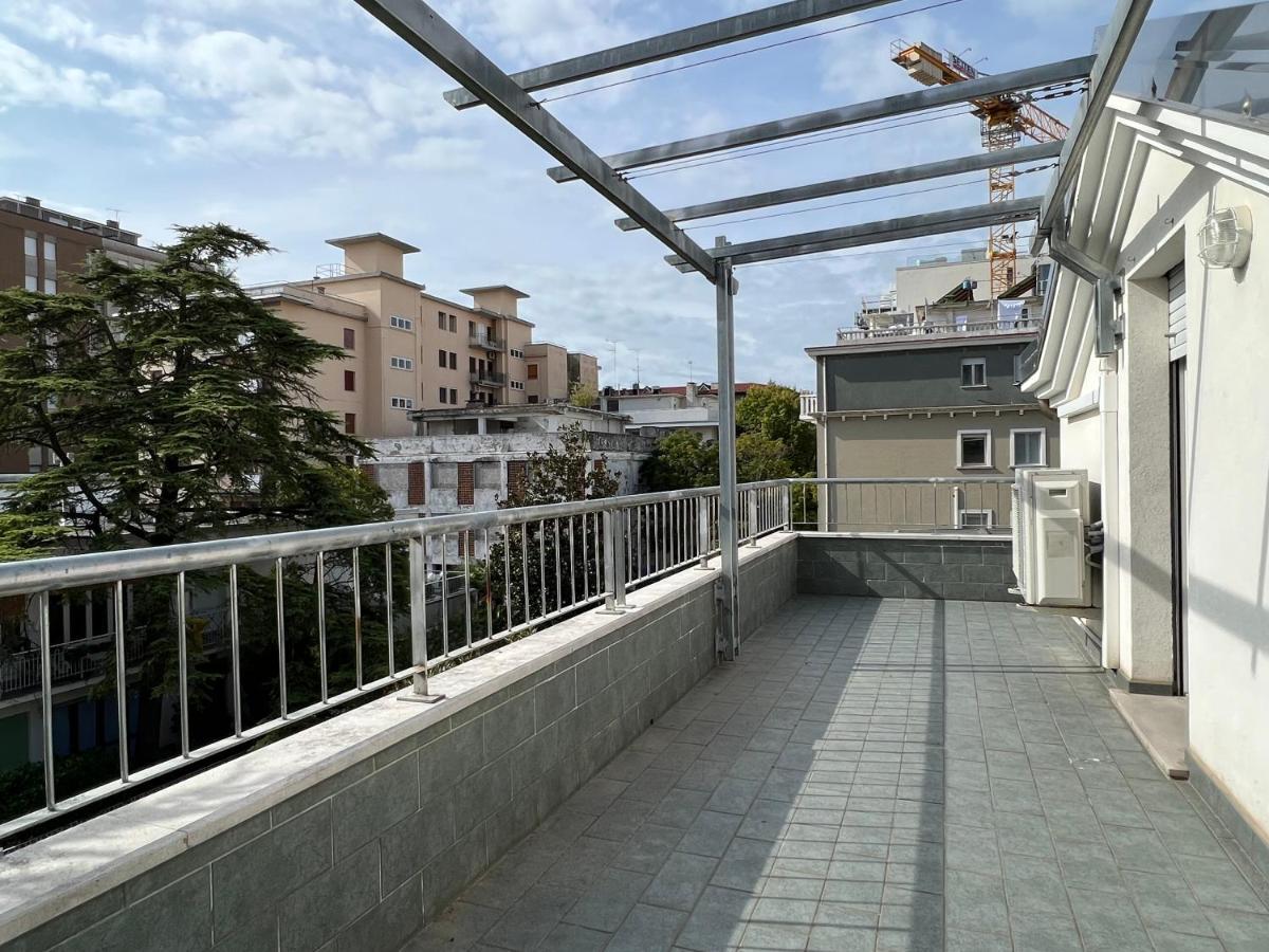 Villa Verdi Apartments Grado Bagian luar foto